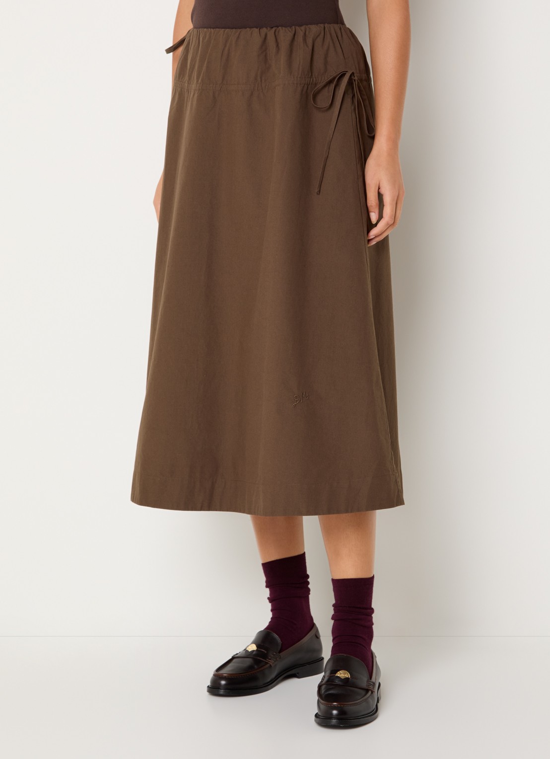 Damson Madder Caspia midi rok met steekzakken - detail 4 chocoladebruin