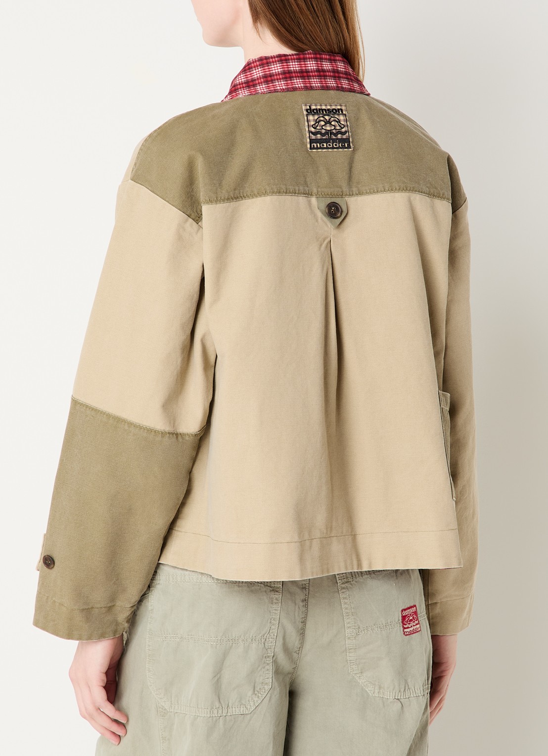 Damson Madder Marcelle reversible jack met klepzakken - achterkant 4 beige