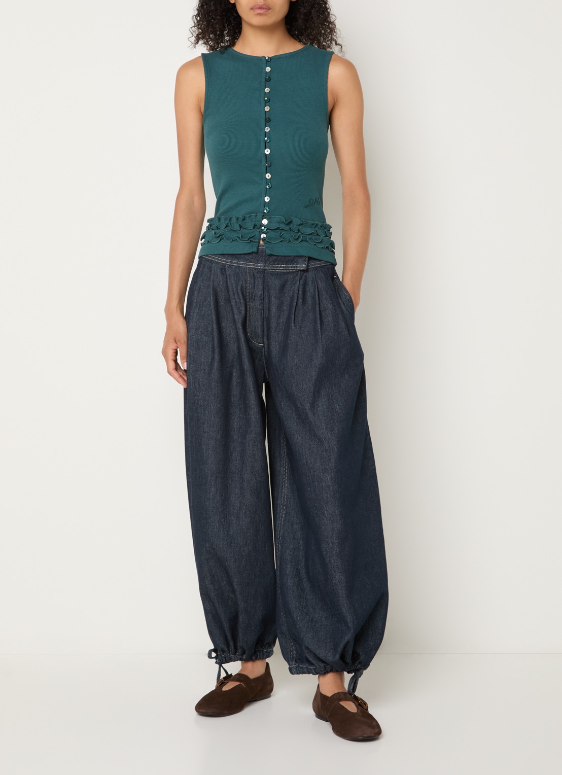 Damson Madder Mavi high waist wide fit jeans met donkere wassing - voorkant 2 indigo
