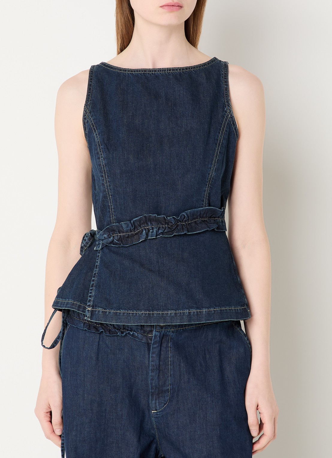 Damson Madder Maxime top van denim met overslag - achterkant indigo
