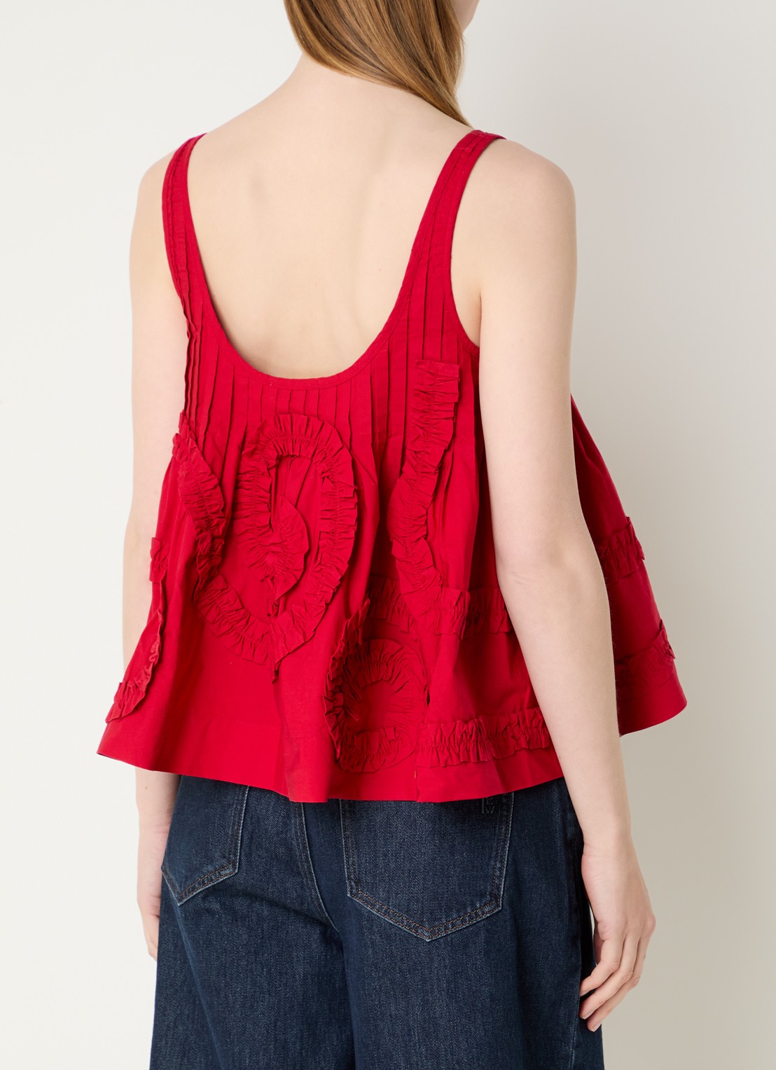 Damson Madder Stella mouwloze top met ruches - achterkant 3 kersenrood