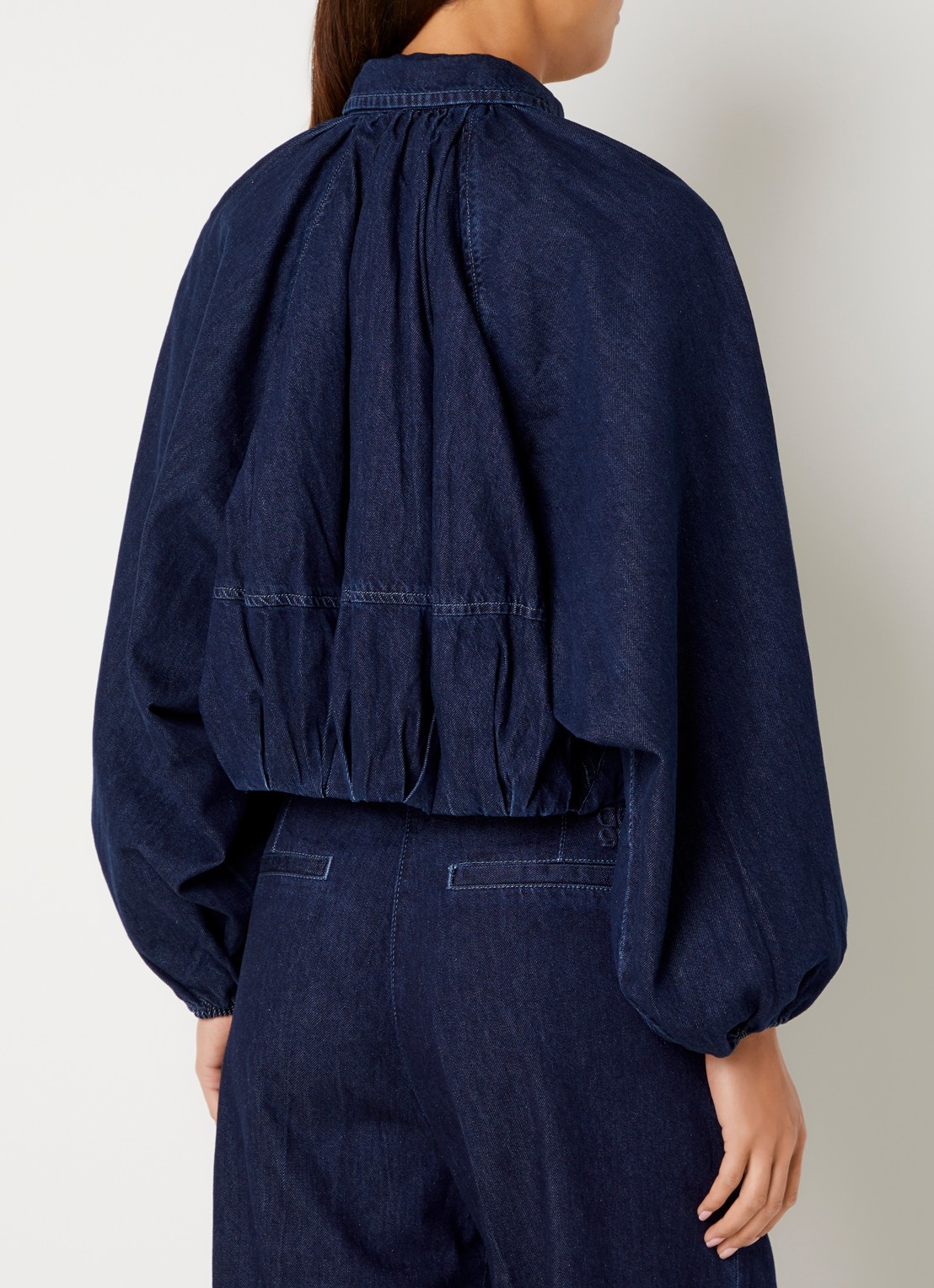 Dante 6 Cassi spijkerjas met steekzakken - achterkant indigo