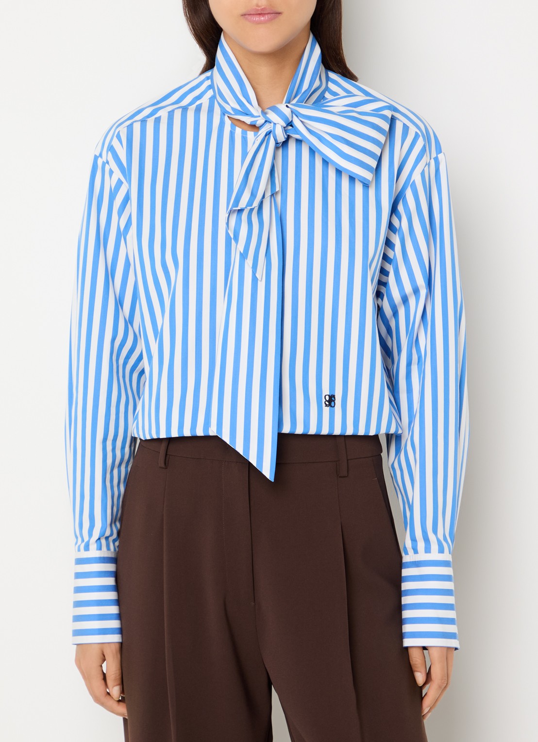 Dante 6 Ivez blouse met sjaalkraag en streepprint - detail blauw