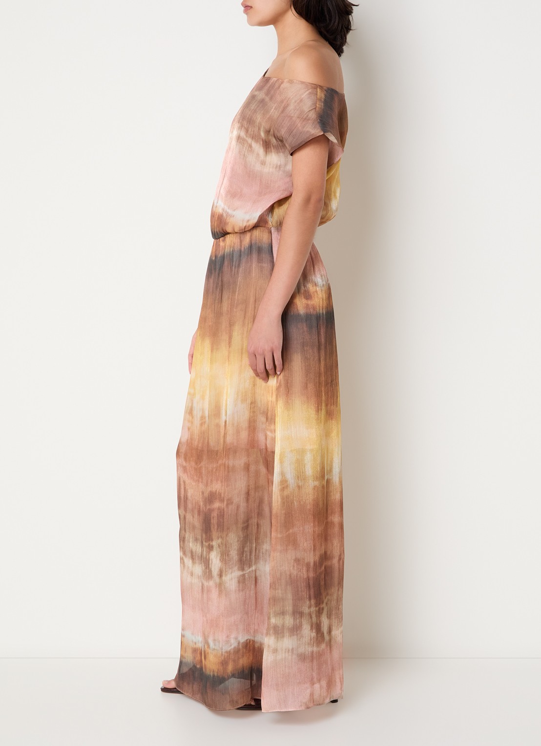 Dante 6 Kylan one shoulder maxi jurk met lurex en print - voorkant 2 lichtbruin