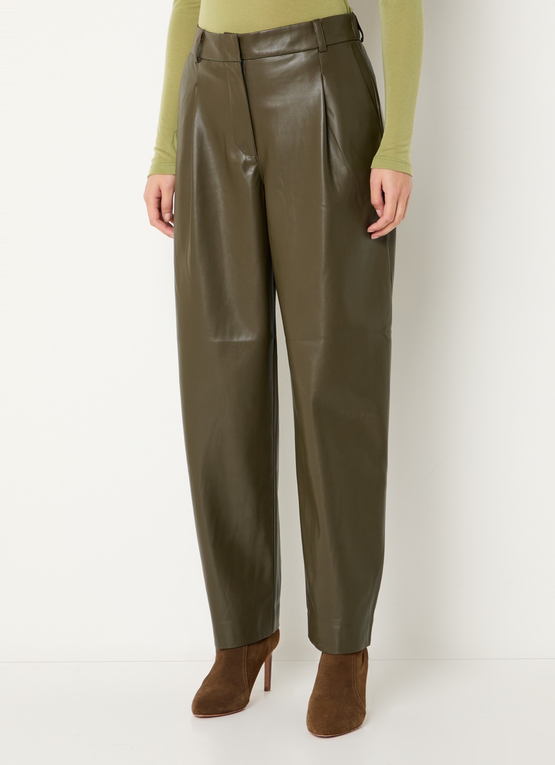 Dante 6 Mid waist balloon fit broek van imitatieleer  - detail 4 groen