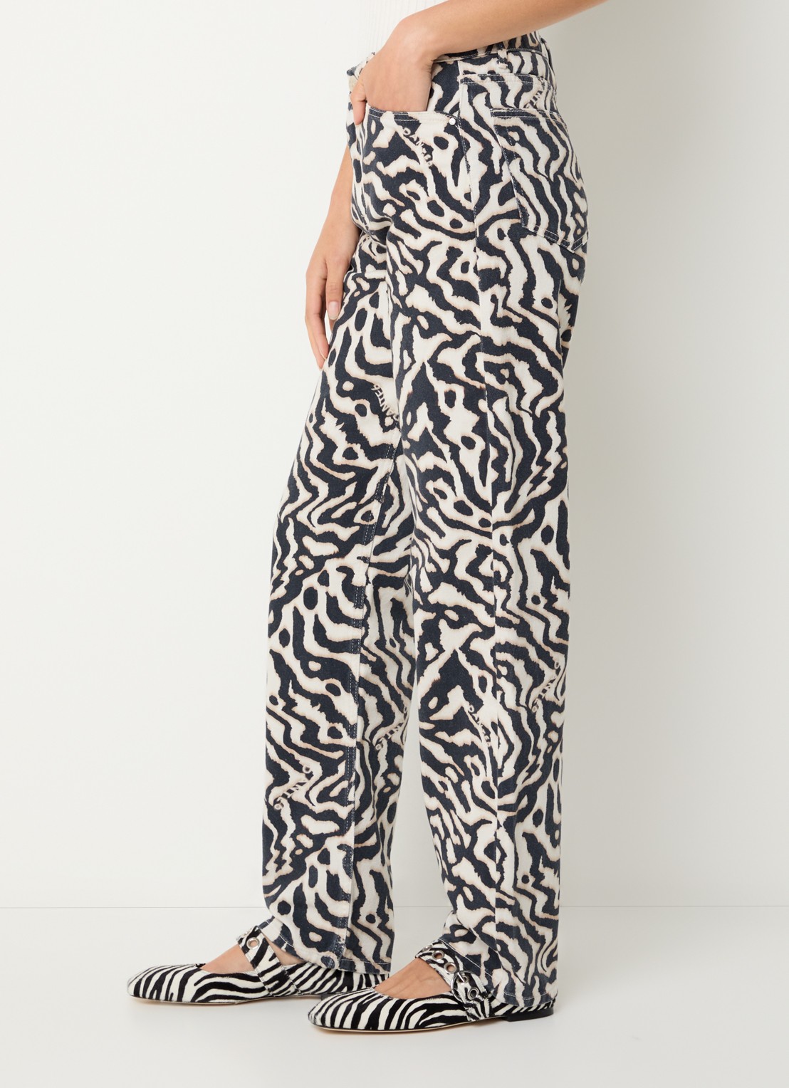Dante 6 Spotted high waist loose fit jeans met zebraprint - detail 5 zwart