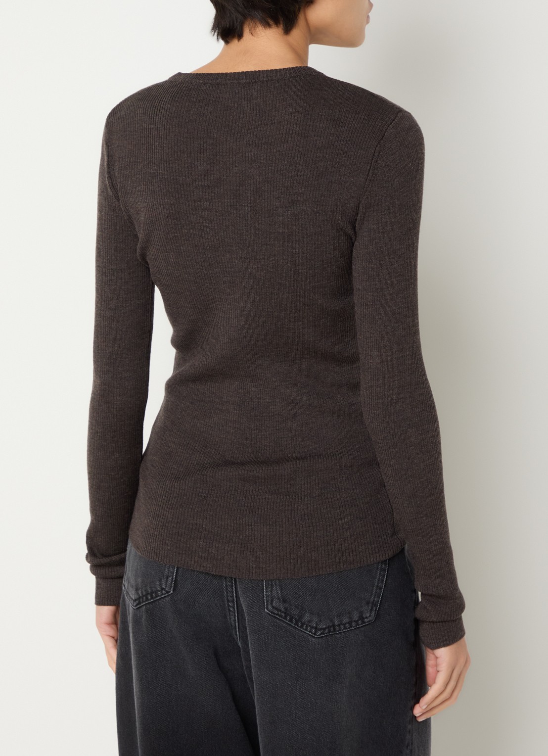 Day Birger et Mikkelsen Mariana longsleeve van merinowol met ribstructuur - achterkant 4 donkerbruin