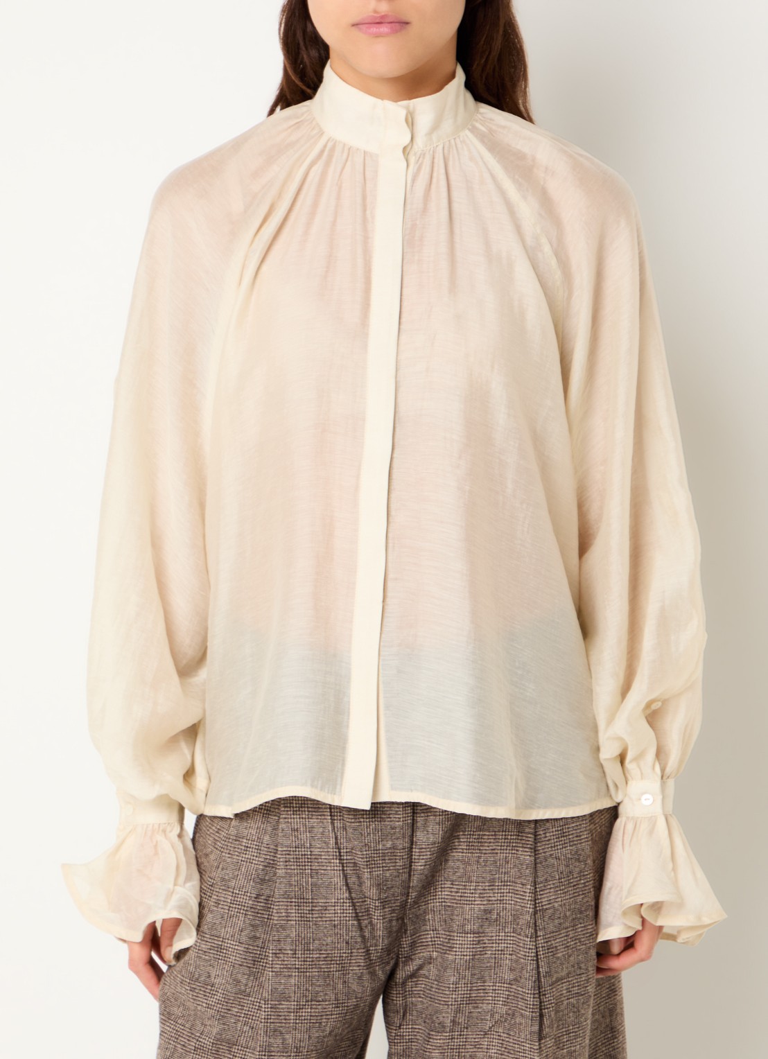 Day Birger et Mikkelsen Wayo semi-transparante blouse in linnenblend met ballonmouw - detail 2 creme
