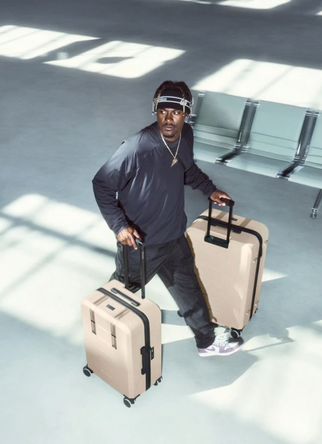 Db Ramverk Check-in Medium spinner 86 cm - voorkant 4 beige