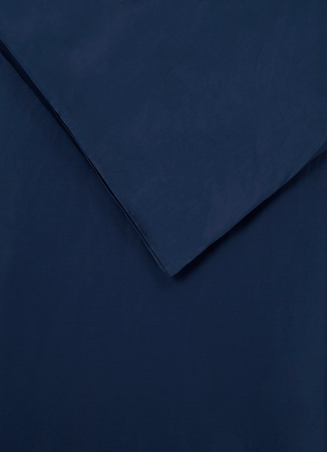 de Bijenkorf Home  dekbedovertrekset van  katoensatijn 300TC - inclusief kussenslopen    - detail 3 blauw