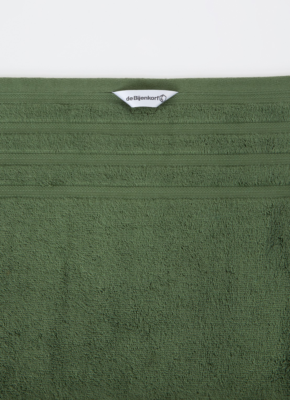 de Bijenkorf Home Evolution badlaken - 580 gr/m2 - 100 x 150 cm - detail donkergroen