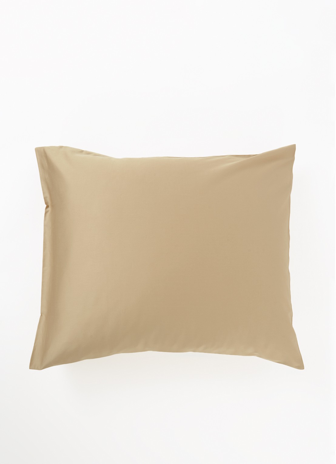 de Bijenkorf Home  kussensloop van  katoensatijn 300TC in 2-pack  - voorkant 2 beige