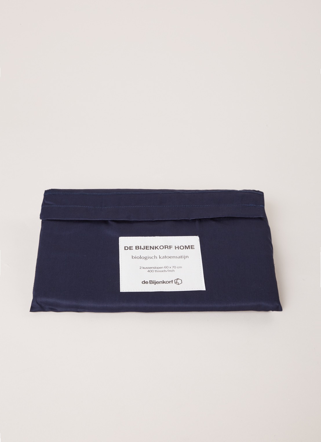 de Bijenkorf Home  kussensloop van  katoensatijn 400TC in 2-pack - detail 3 blauw