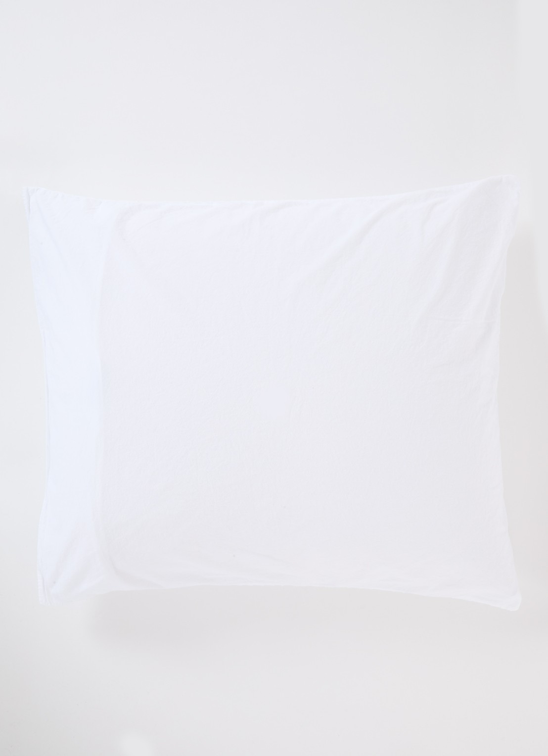 de Bijenkorf Home Seersucker kussensloop van  katoen 2-pack - voorkant 2 wit