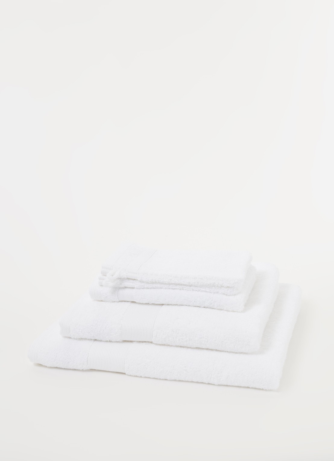 de Bijenkorf Home  Softness badhanddoek - 600 gr/m2 - 60 x 110 cm - voorkant 3 wit