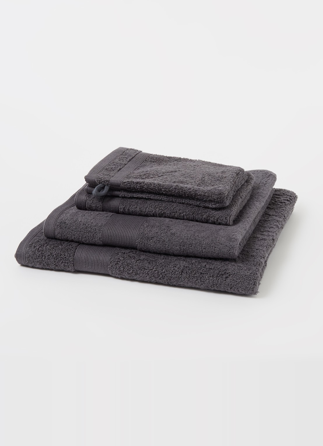 de Bijenkorf Home  Softness badlaken - 600 gr/m2 - 70 x 140 cm - detail antraciet