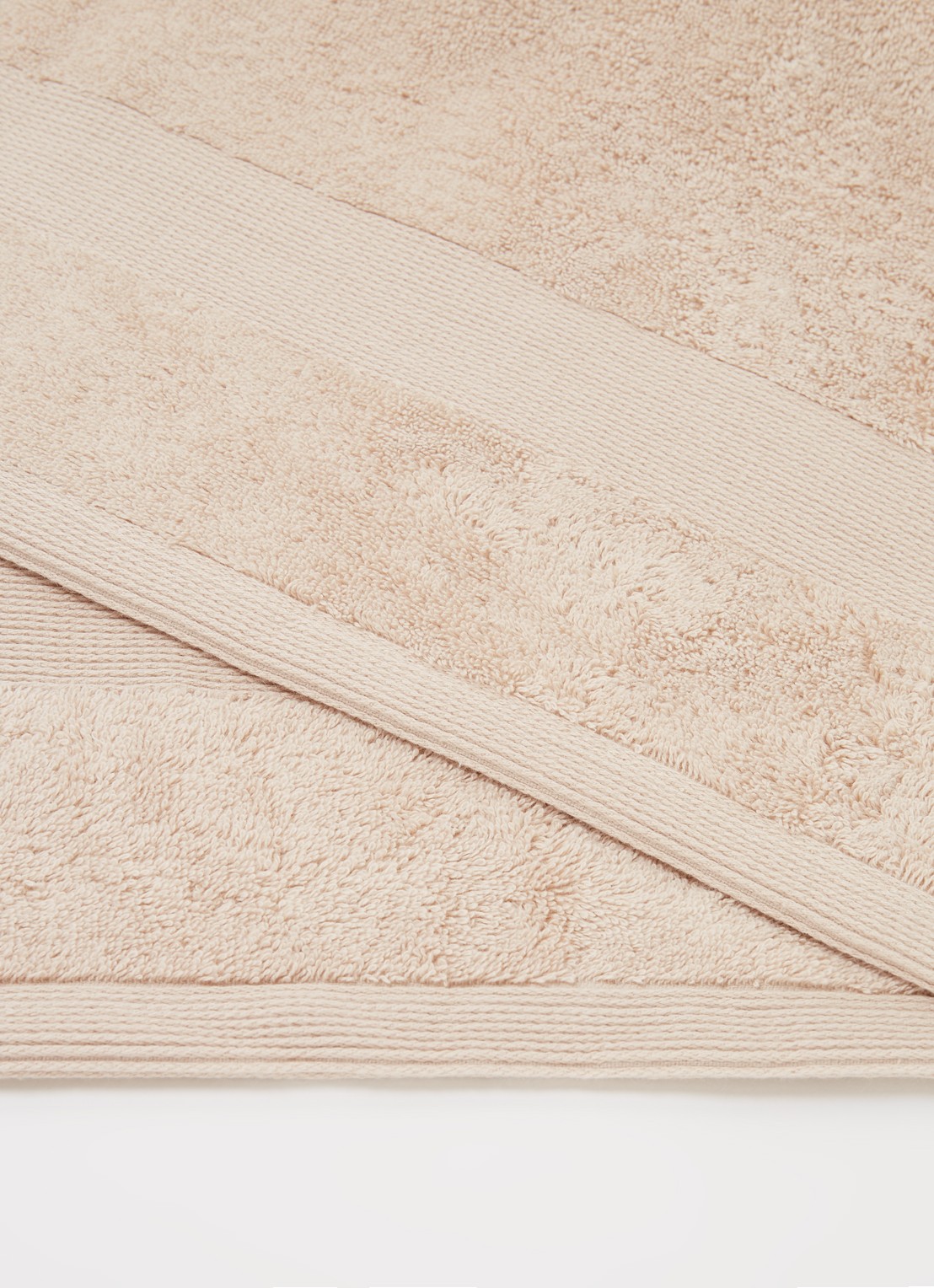 de Bijenkorf Home  Softness badlaken - 600 gr/m2 - 70 x 140 cm - detail 3 beige