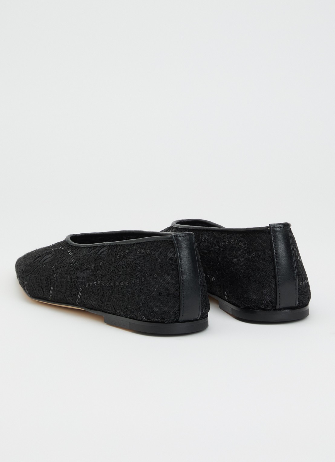 Dear Frances Topo Flat ballerina met leren details - achterkant zwart
