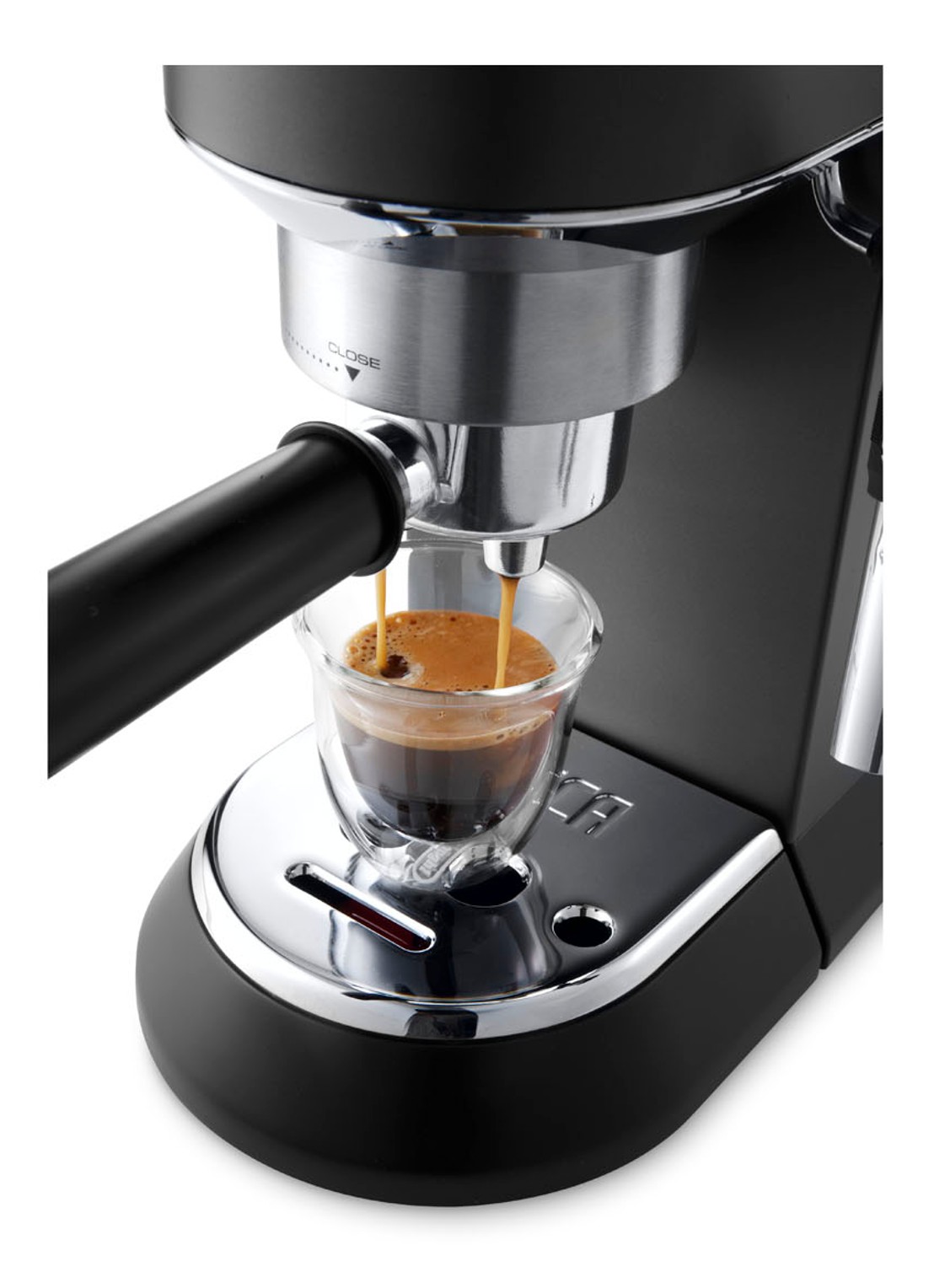 DeLonghi Dedica Style espressomachine EC685.BK - detail 2 zwart