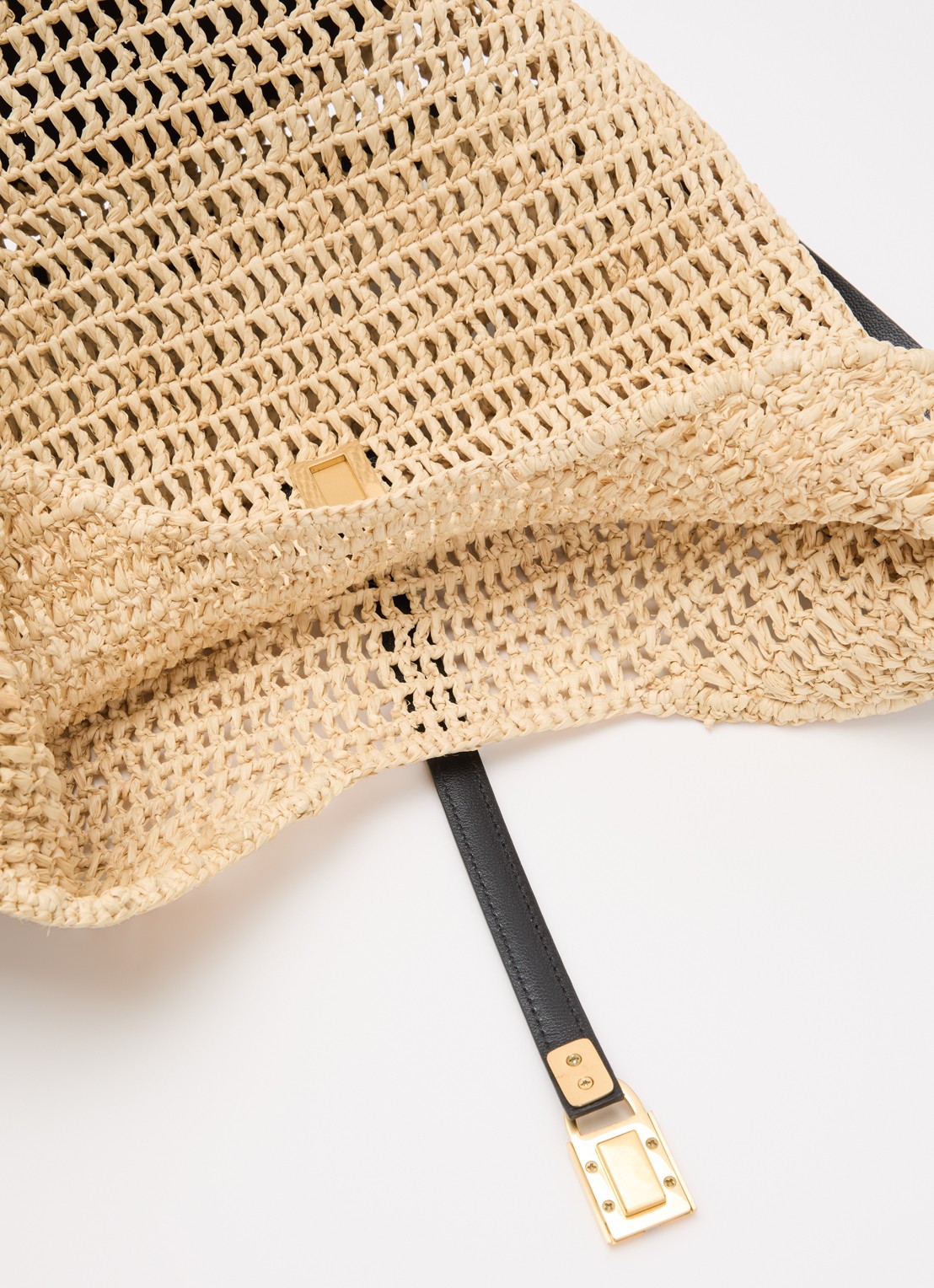 DeMellier The Siena crossbodytas van raffia met details van leer - detail 2 beige