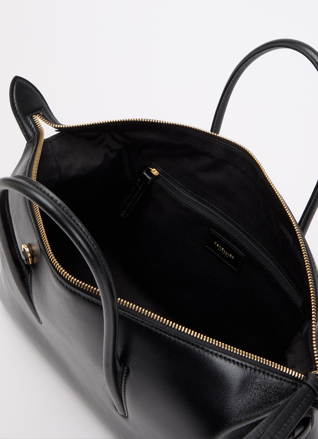 DeMellier The Stockholm Midi handtas van leer met afneembare schouderriem - detail 5 zwart