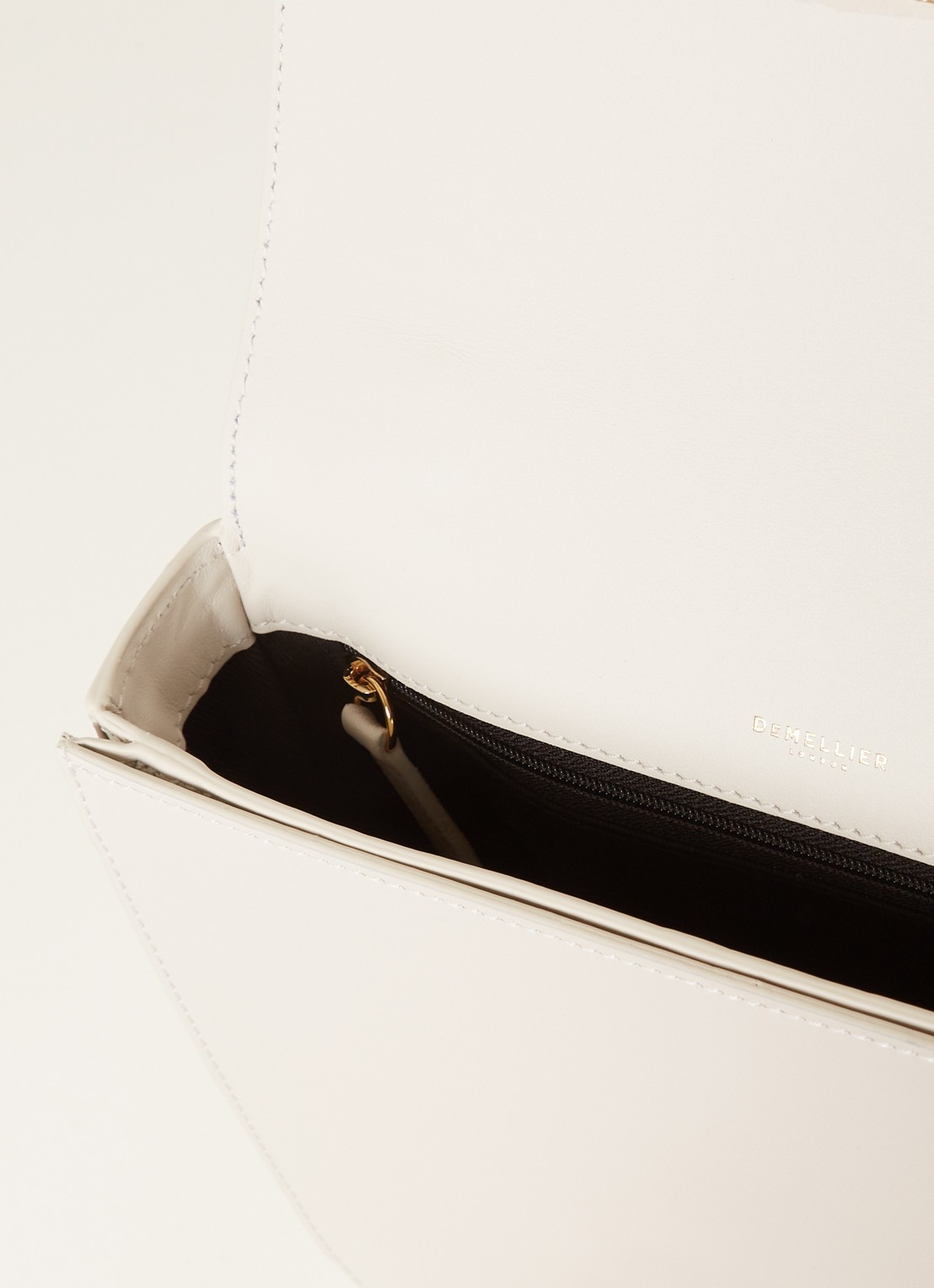 DeMellier The Vancouver crossbodytas van leer - detail 4 gebroken wit