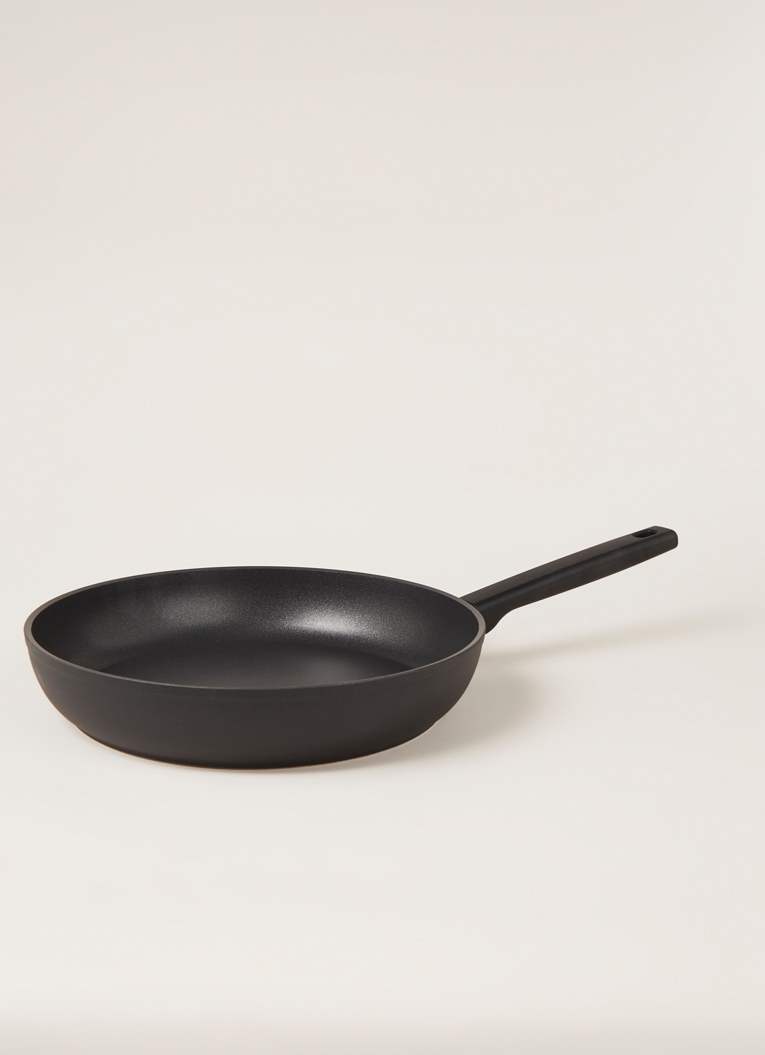 Demeyere Alu Comfort 3 koekenpan Ø28 cm - voorkant 2 zwart