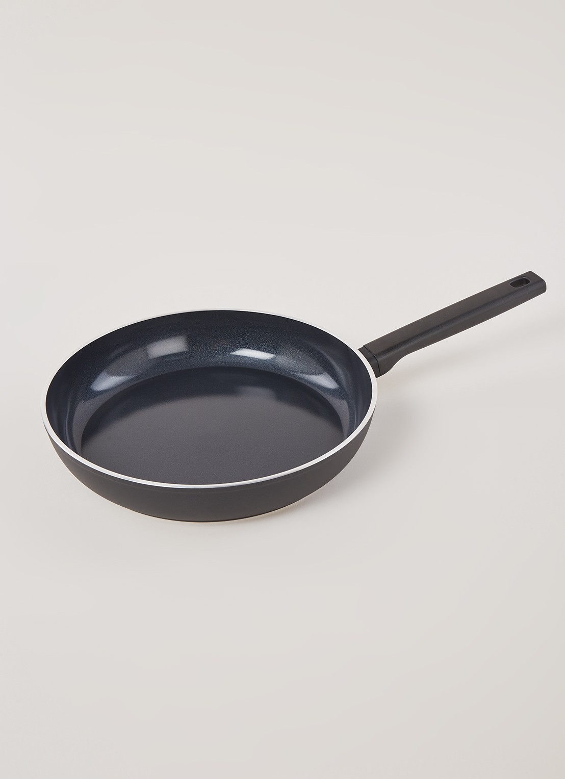 Demeyere Alu Comfort 3 koekenpan Ø28 cm - voorkant 3 zwart