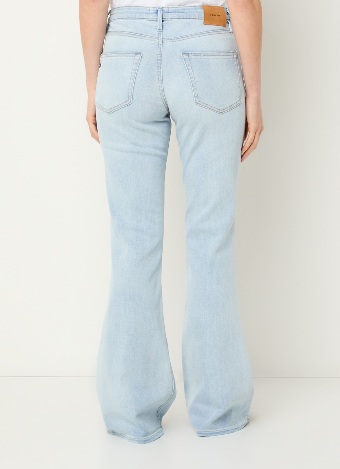 Denham Ami high waist flared jeans met lichte wassing - achterkant indigo