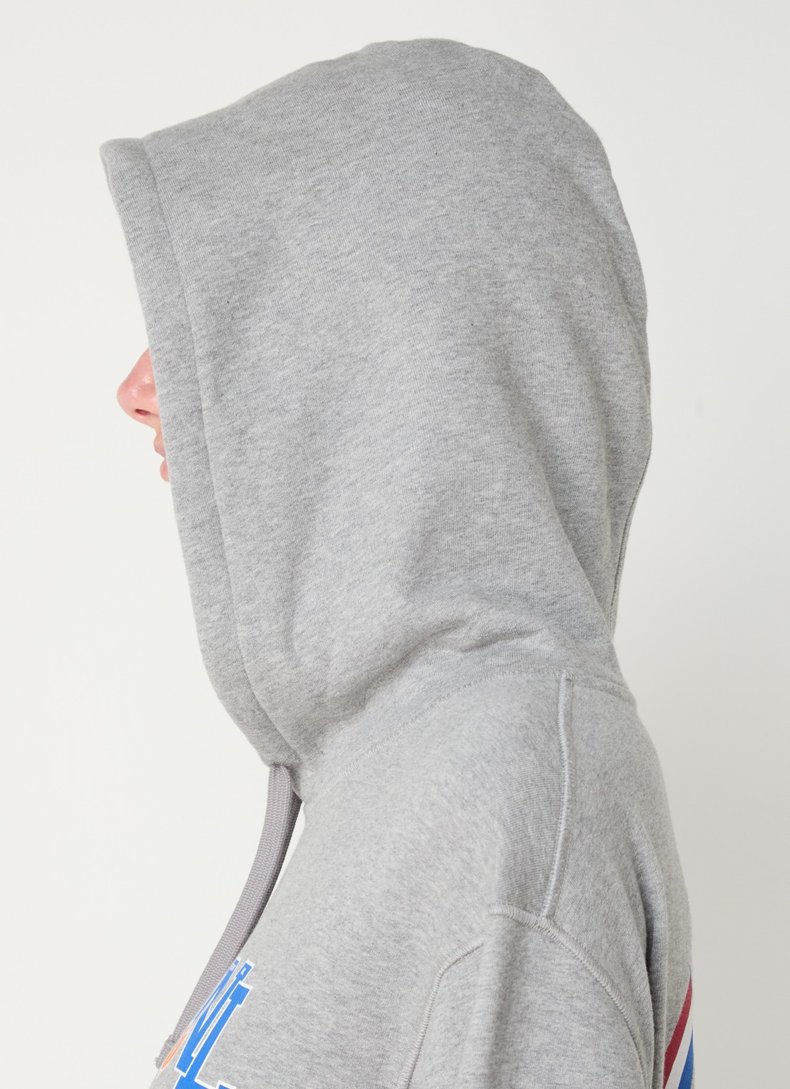 Denham Hoodie met logo- en backprint - detail 3 grijsmele