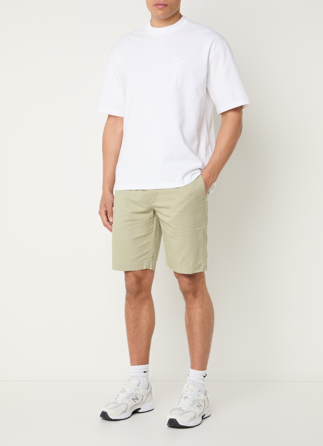 Denham Luca straight fit chino met steekzakken - voorkant 2 groen