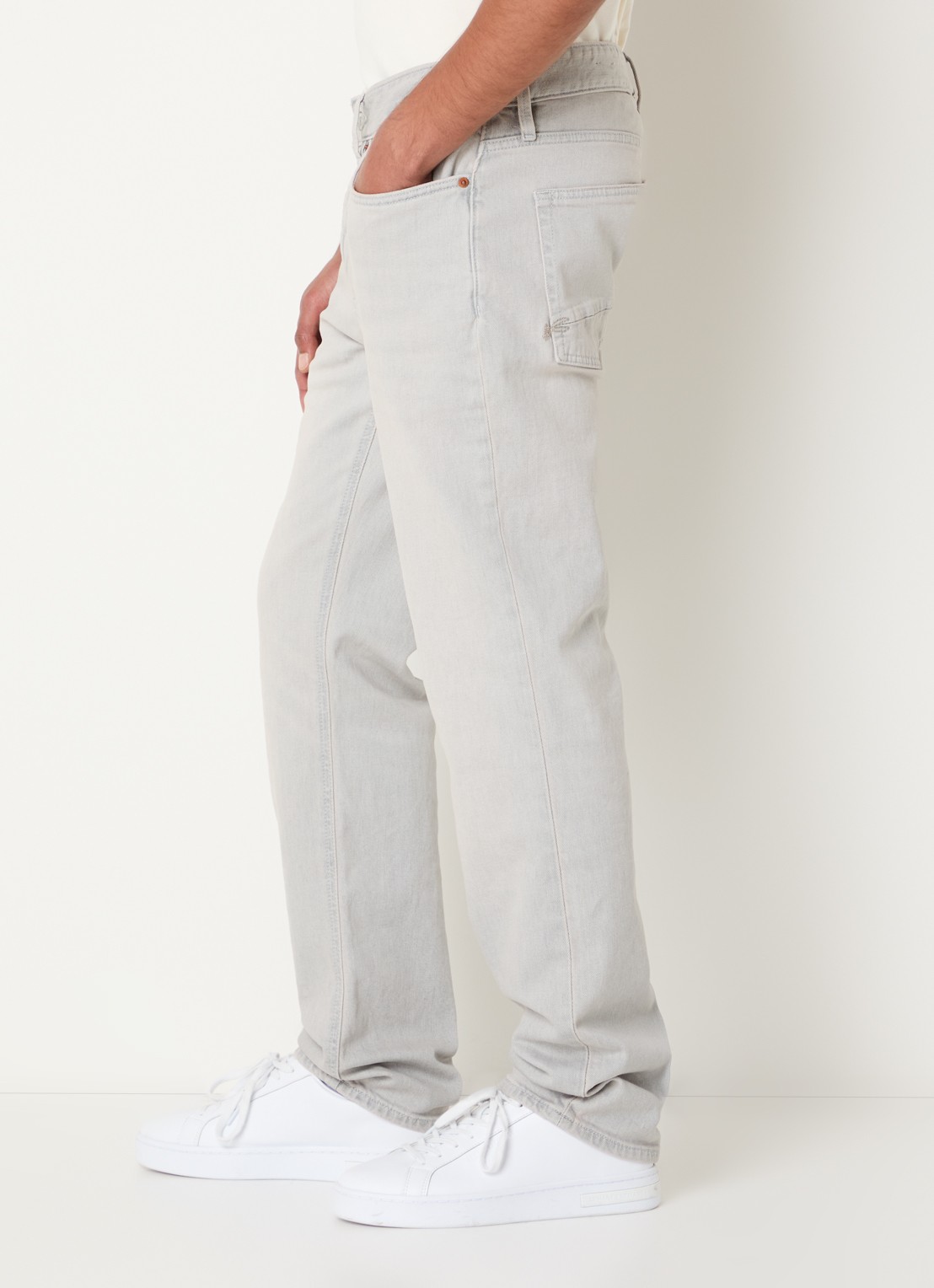 Denham Ridge straight fit jeans met steekzakken - detail 5 grijs