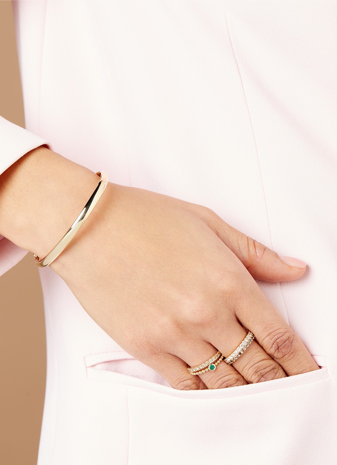 Diamond Point Bangle van 14 karaat geelgoud (M) - voorkant 2 geelgoud