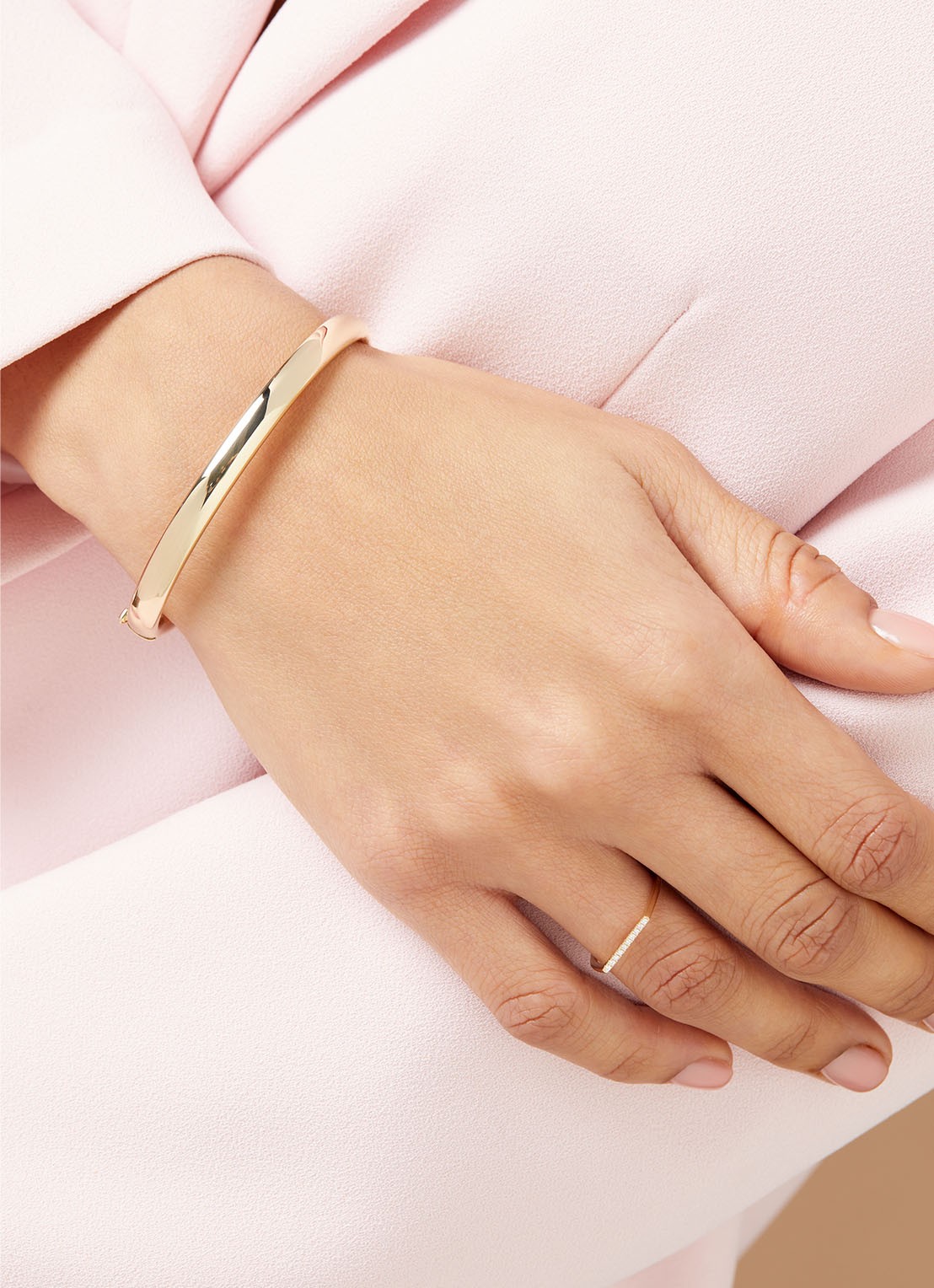 Diamond Point Geelgouden bangle (M) - voorkant 2 geelgoud