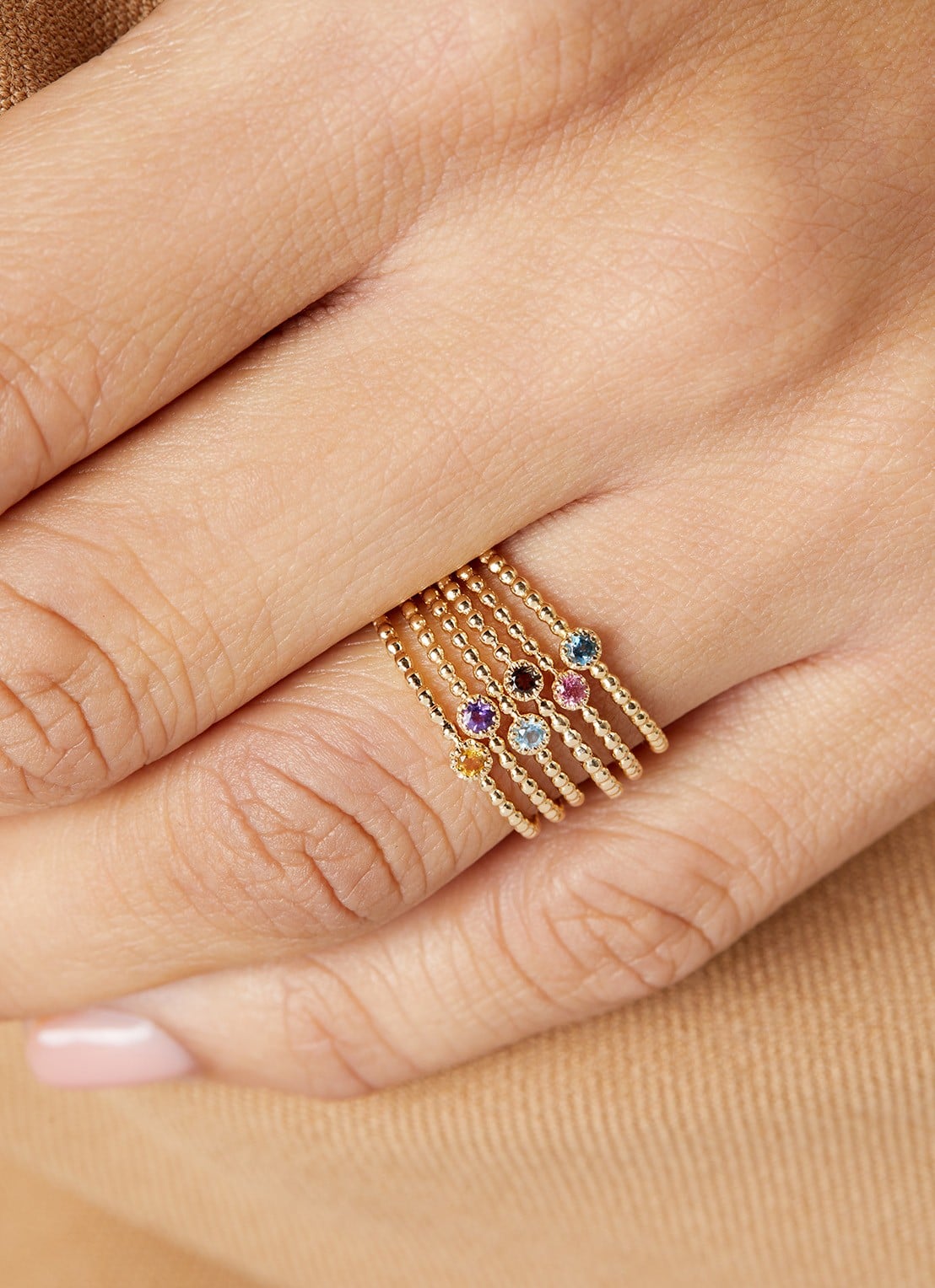 Diamond Point Geelgouden ring 0.04 ct topaas Joy - voorkant 2 goud