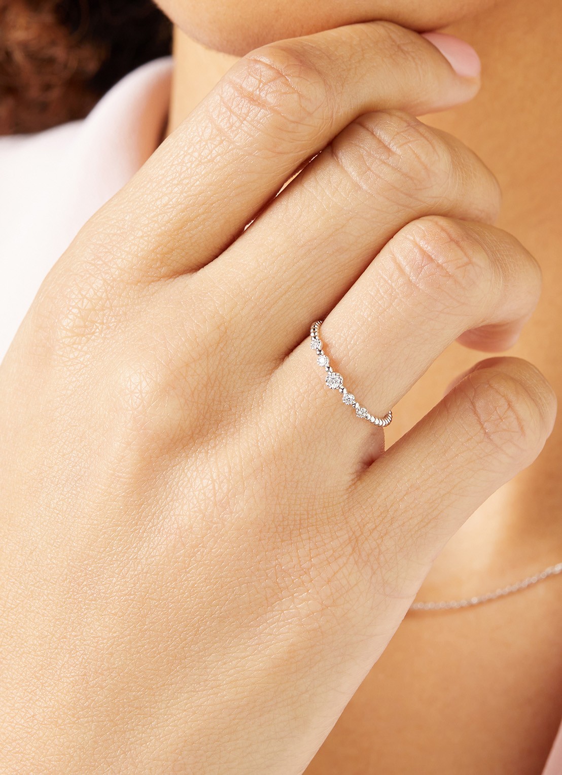 Diamond Point Joy ring van 14 karaat witgoud met 0.09 ct diamant - voorkant 2 witgoud
