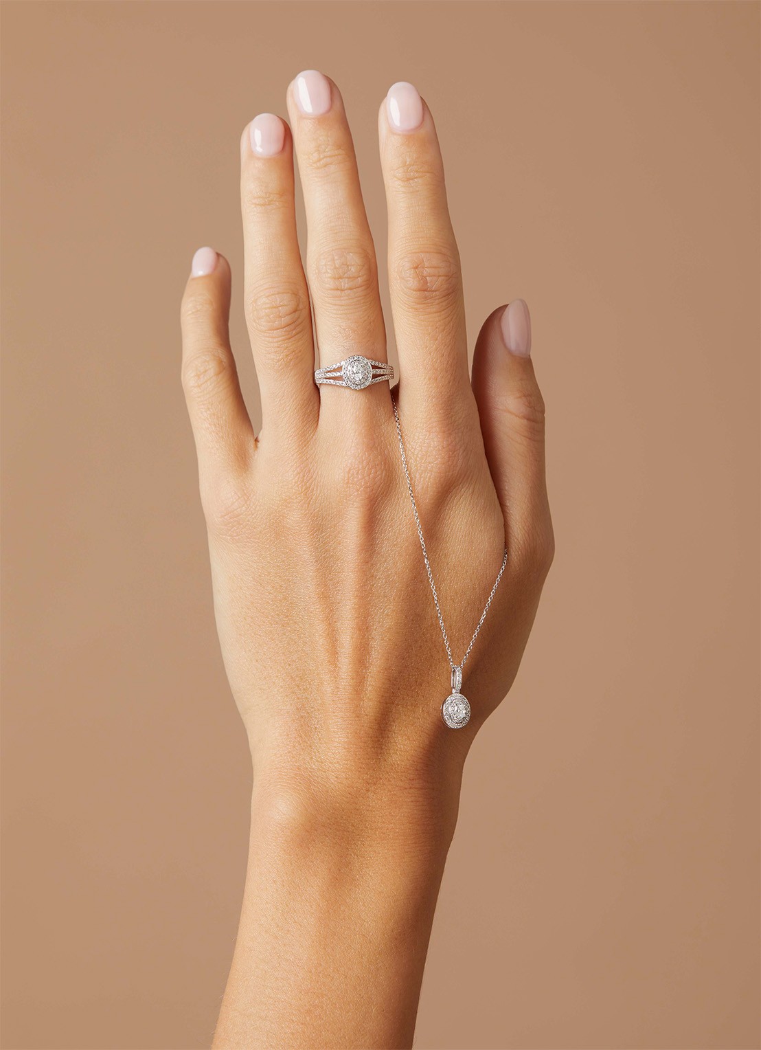 Diamond Point Witgouden ring, 0.38 ct diamant, Petite Romance - voorkant 4 witgoud