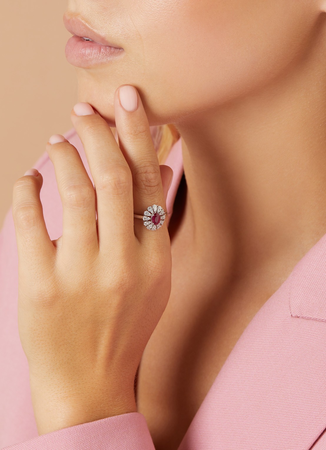Diamond Point Witgouden ring, 0.63 ct robijn, Majestic - voorkant 4 witgoud