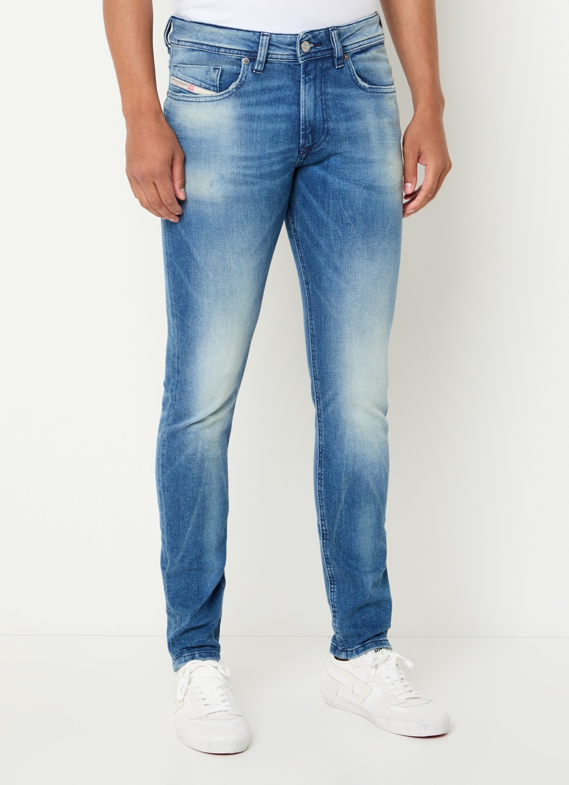 Diesel 1979 Sleenker skinny jeans met medium wassing en verwassen afwerking - detail 4 indigo