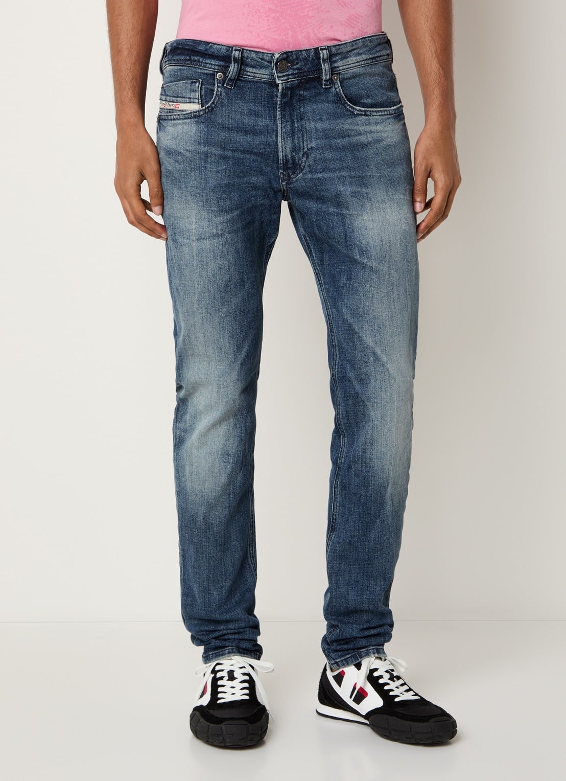 Diesel 1979 Slim fit jeans met gekleurde wassing en steekzakken - detail 2 indigo