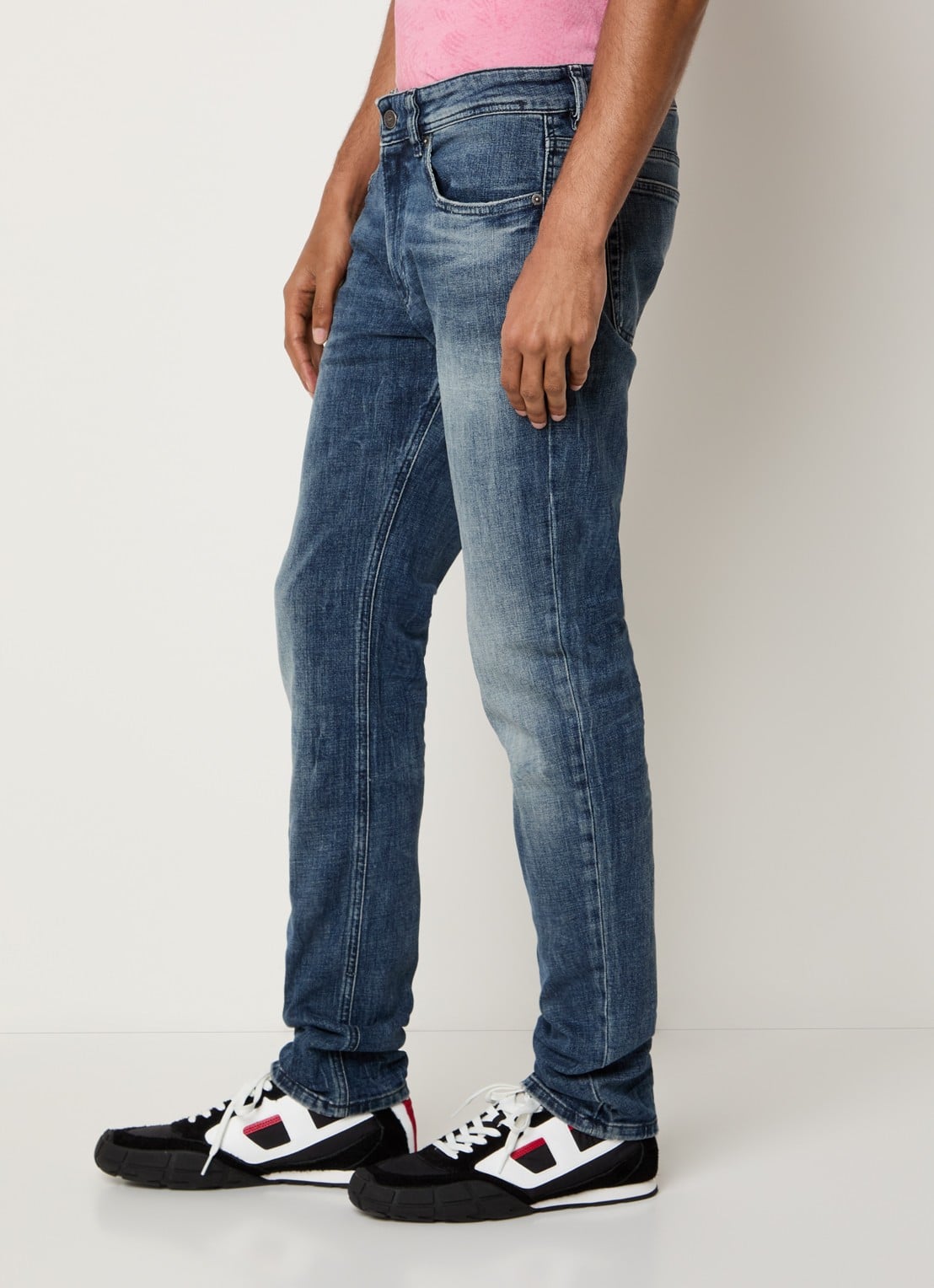 Diesel 1979 Slim fit jeans met gekleurde wassing en steekzakken - detail 3 indigo