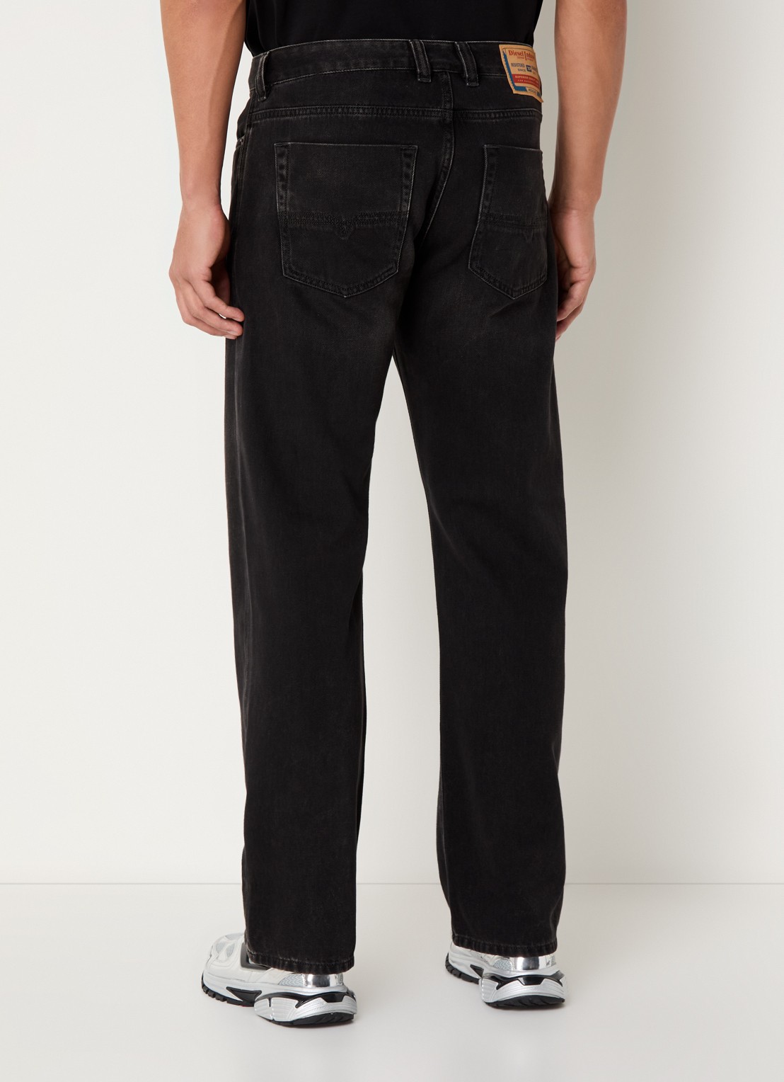 Diesel 1980 D-Eeper straight leg jeans met gekleurde wassing - achterkant 5 antraciet