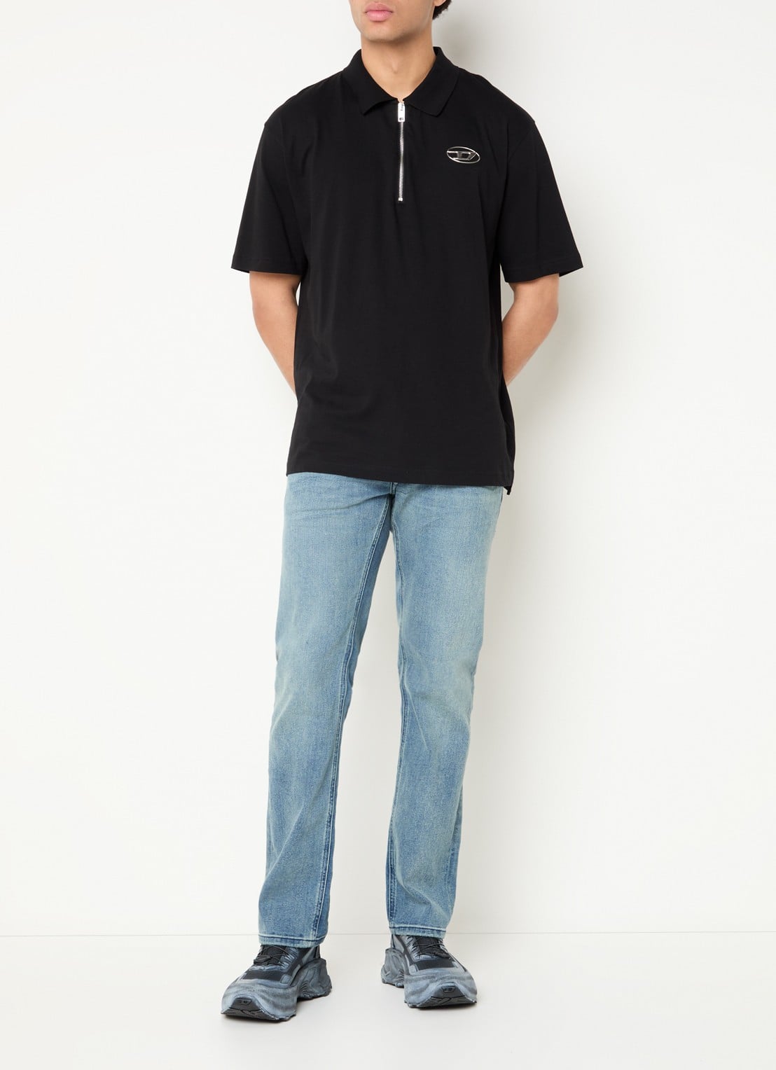 Diesel 1985 Larkee slim fit jeans met medium wassing - voorkant 2 indigo