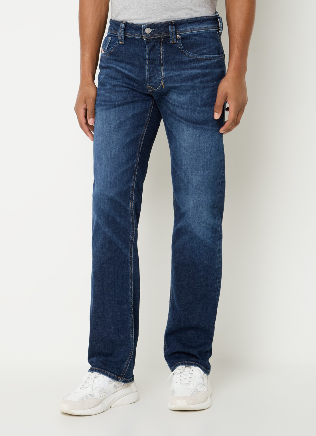 Diesel 1985 Larkee straight leg jeans met donkere wassing - detail 4 indigo