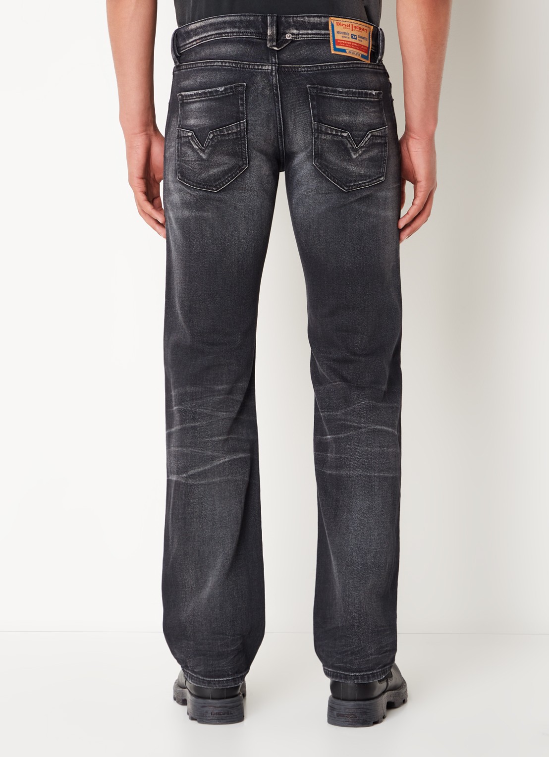 Diesel 1985 Larkee straight leg jeans met gekleurde wassing - achterkant 5 antraciet