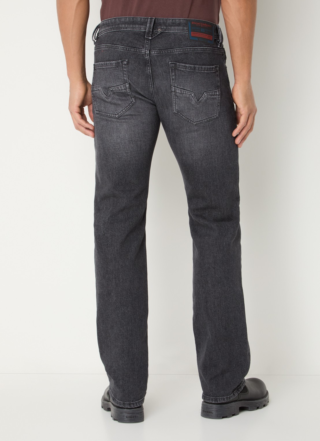 Diesel 1985 slim fit jeans met gekleurde wassing - achterkant antraciet