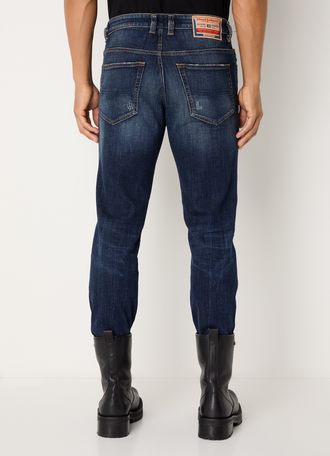 Diesel 1993 D-Vyl slim fit jeans met destroyed afwerking - achterkant 5 indigo