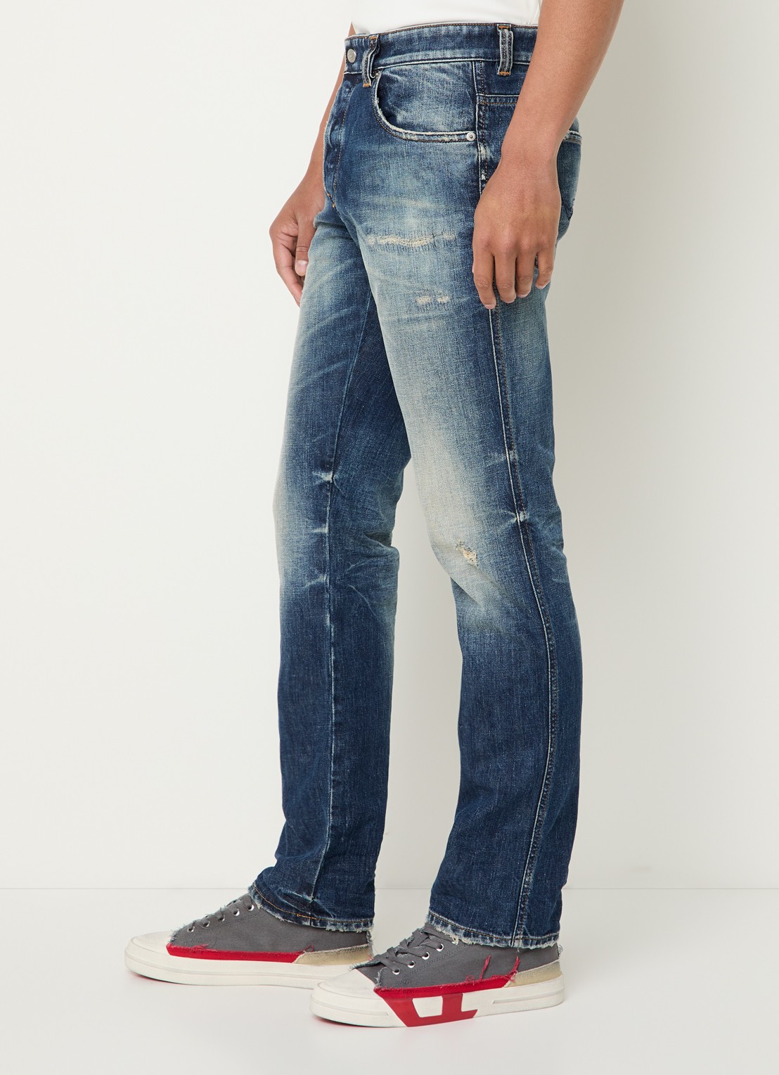 Diesel 1993 D-VYL straight leg jeans met verwassen afwerking - detail 3 indigo