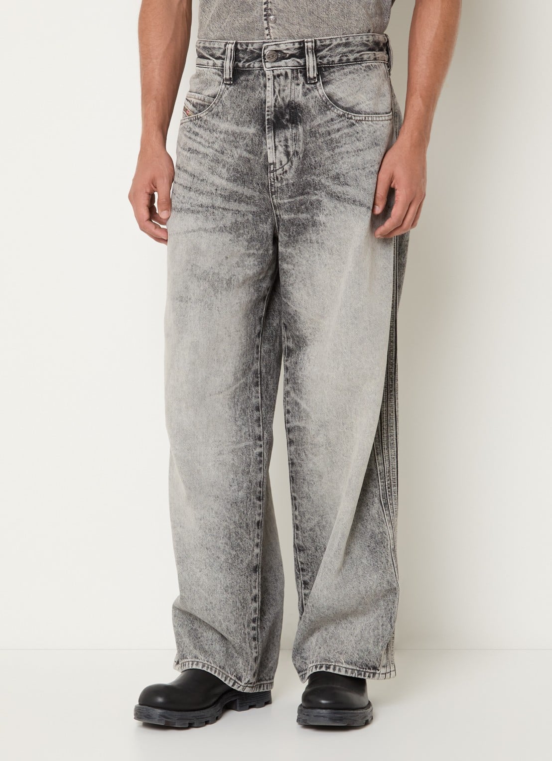Diesel 1997 D-Denim loose fit jeans met gekleurde wassing - detail grijs