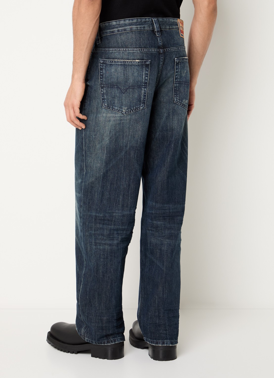 Diesel 2001 D-Macro loose fit jeans met destroyed afwerking - achterkant 5 indigo